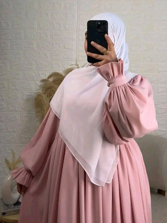 عباية نجمة – 9 ألوان، قصة انسيابية