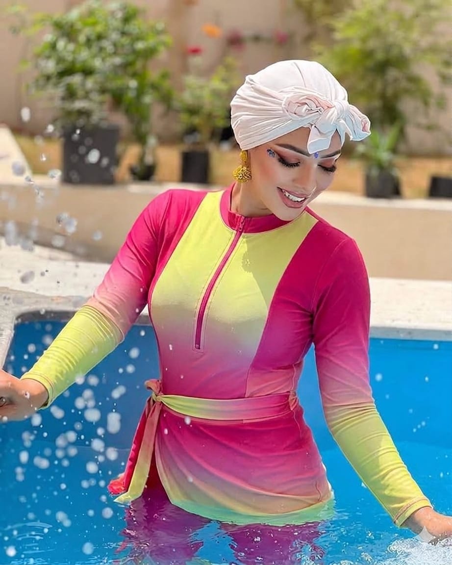 بوركيني نسائي متعدد الألوان – أزرق ووردي